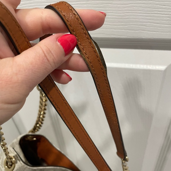 EUC Michael Kors bag - Picture 2 of 6